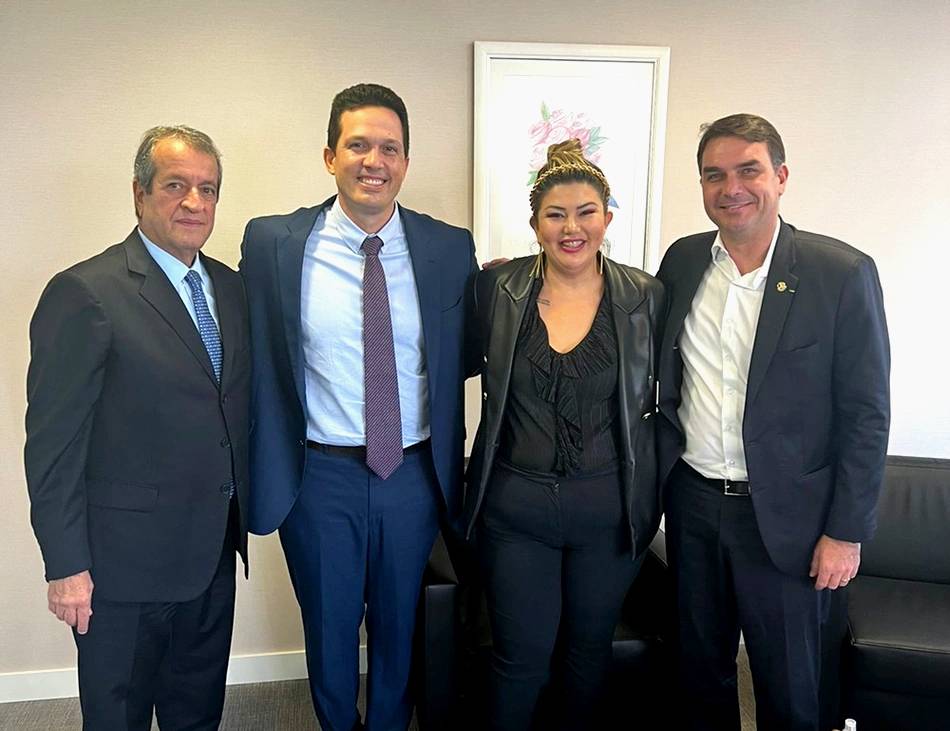 Samantha Cavalca assume presidência do PL no Piauí e indica Major Diego ao Governo